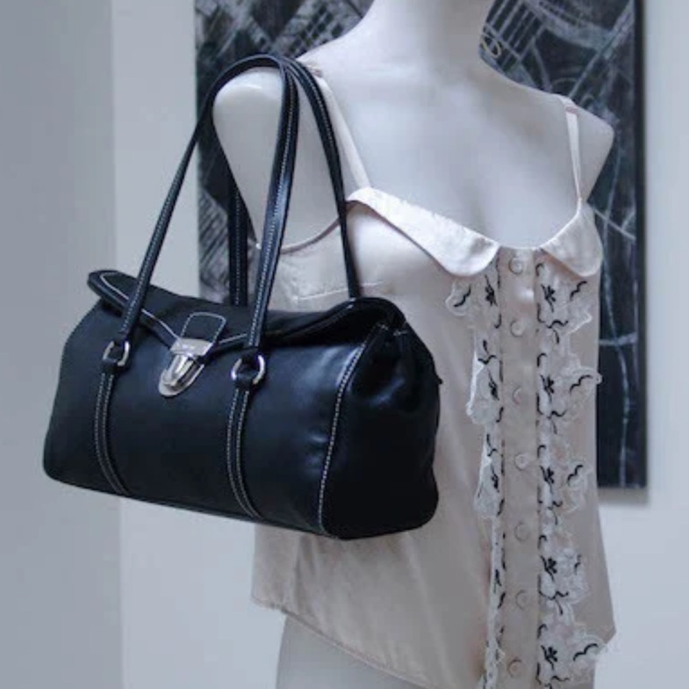 Prada bag - Picture 11 of 11